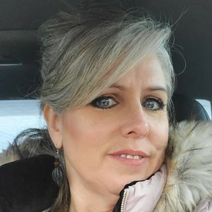 Meet your Posher, Carrie